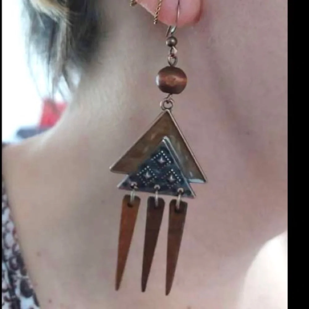 Boho hippie southwestern triangle geometric wood spikes dangle earrings